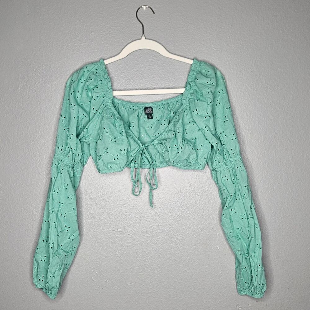 Wild fable eyelet crop top